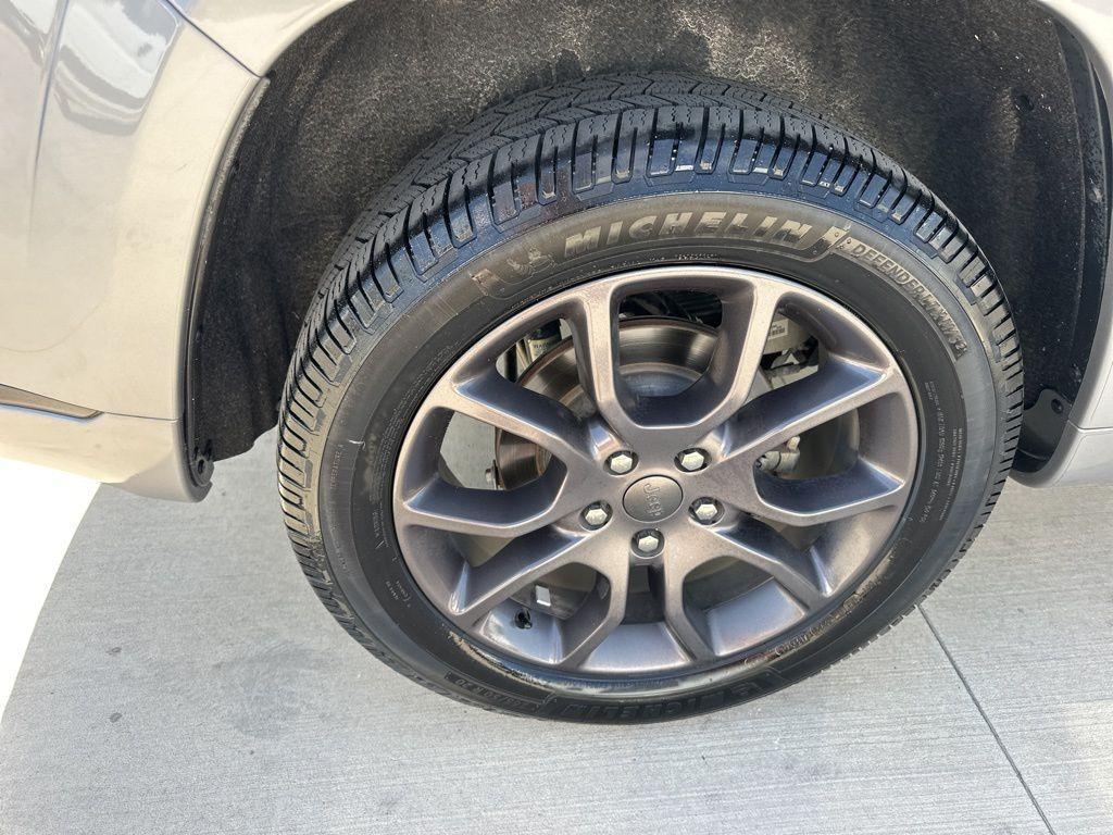 used 2020 Jeep Grand Cherokee car, priced at $24,800