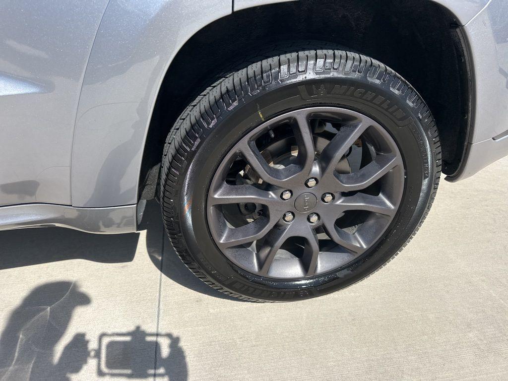 used 2020 Jeep Grand Cherokee car, priced at $24,800