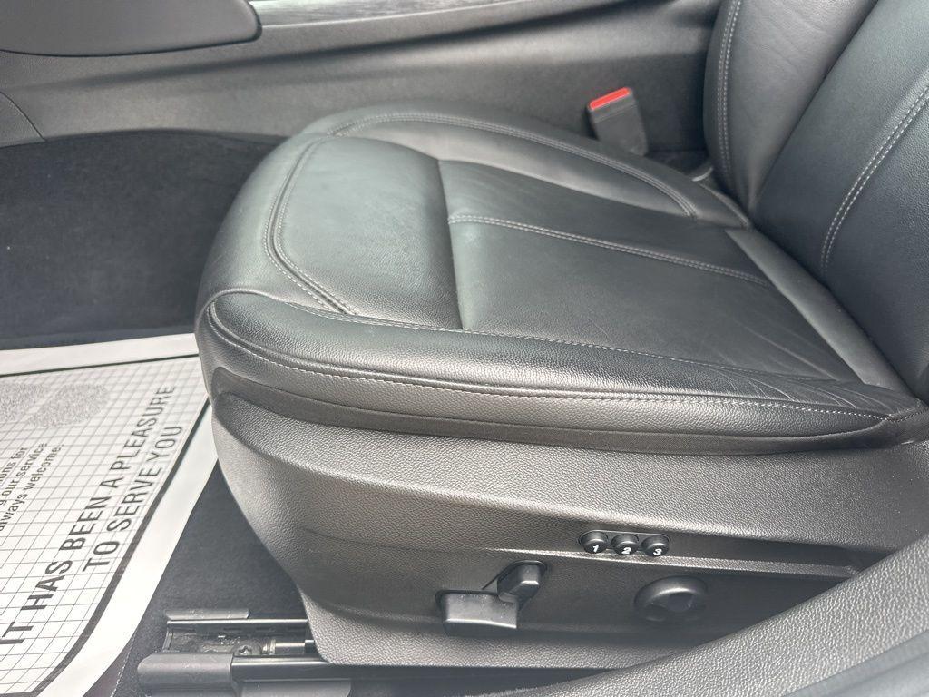 used 2022 Alfa Romeo Giulia car, priced at $22,600