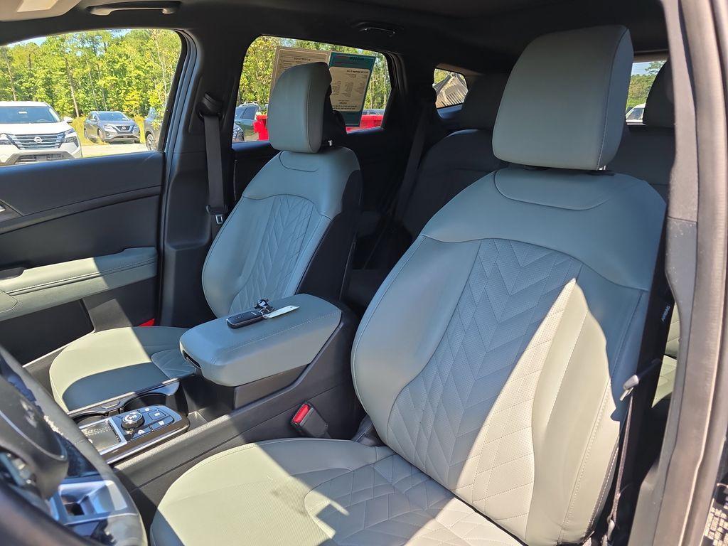 used 2023 Kia Sportage car, priced at $25,900