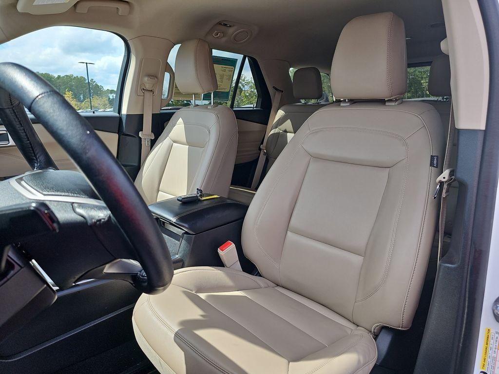 used 2024 Ford Explorer car, priced at $29,600