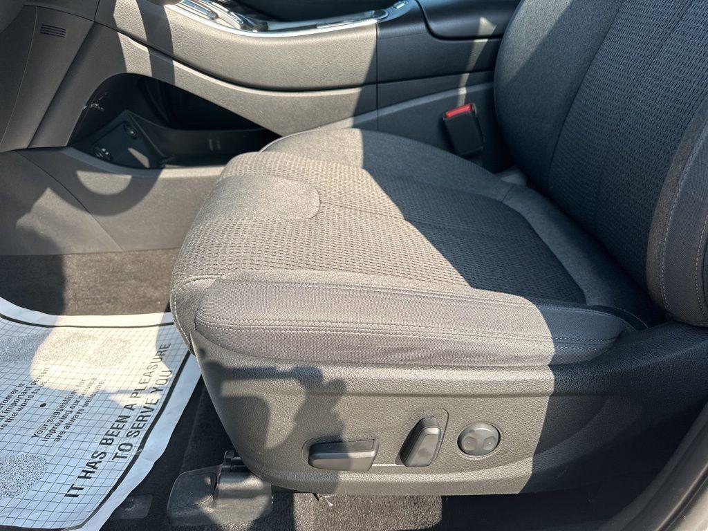 used 2023 Hyundai Santa Fe car, priced at $21,400