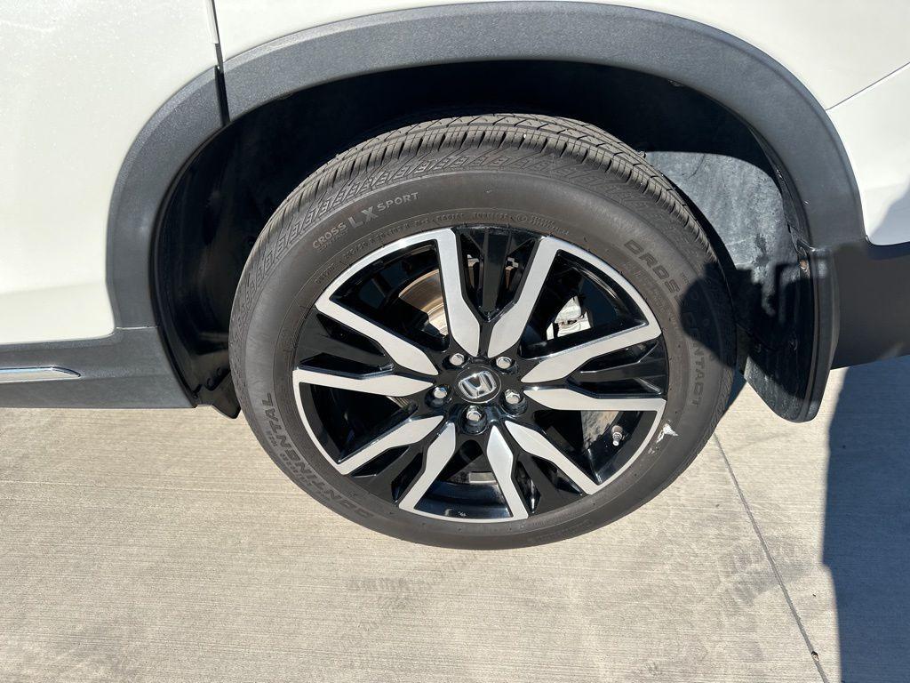 used 2019 Honda Pilot car, priced at $25,678