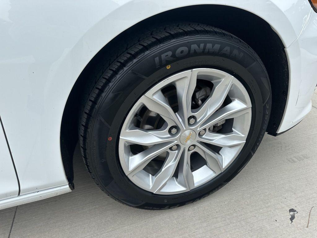 used 2023 Chevrolet Malibu car, priced at $17,900