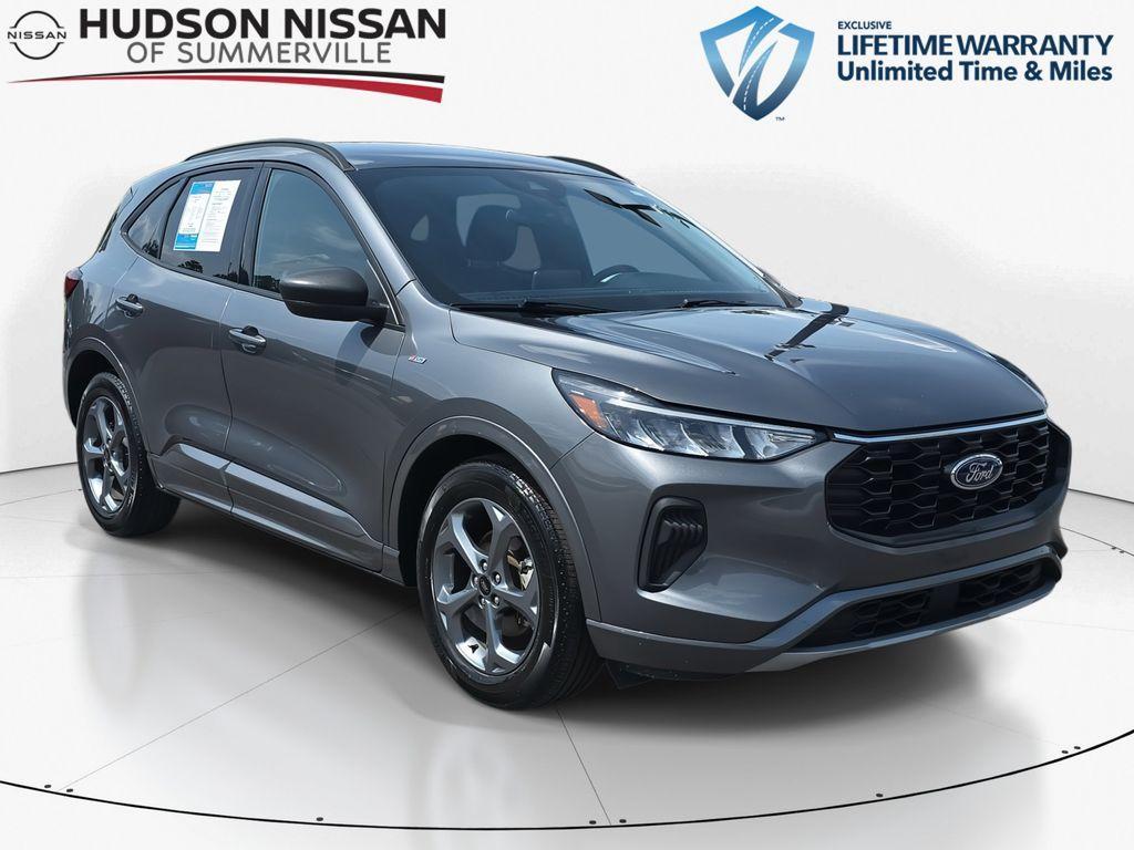 used 2023 Ford Escape car, priced at $20,900