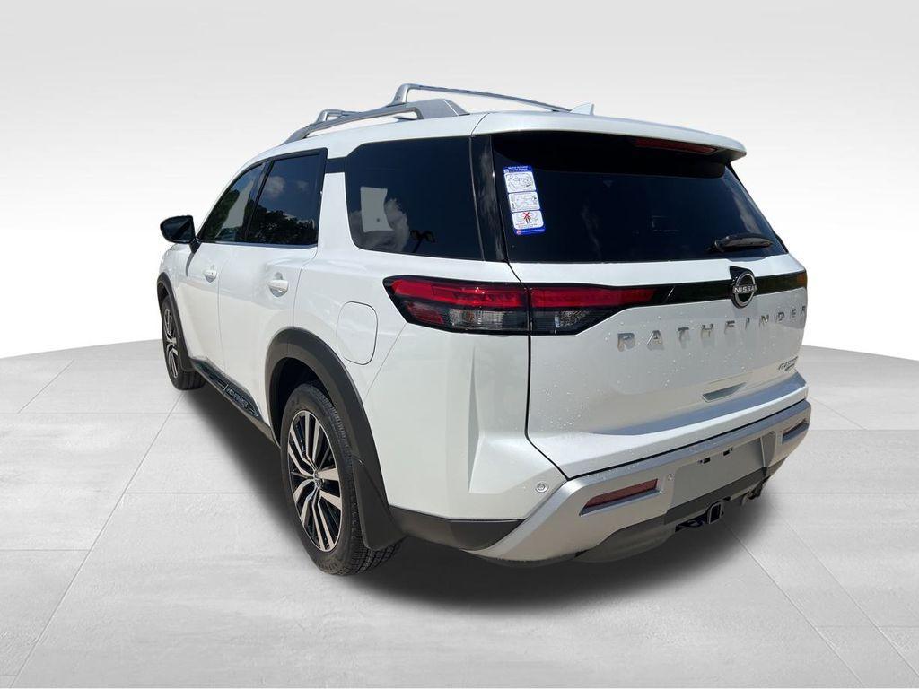new 2025 Nissan Pathfinder car, priced at $51,488