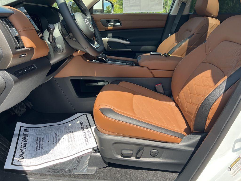 new 2025 Nissan Pathfinder car, priced at $51,488