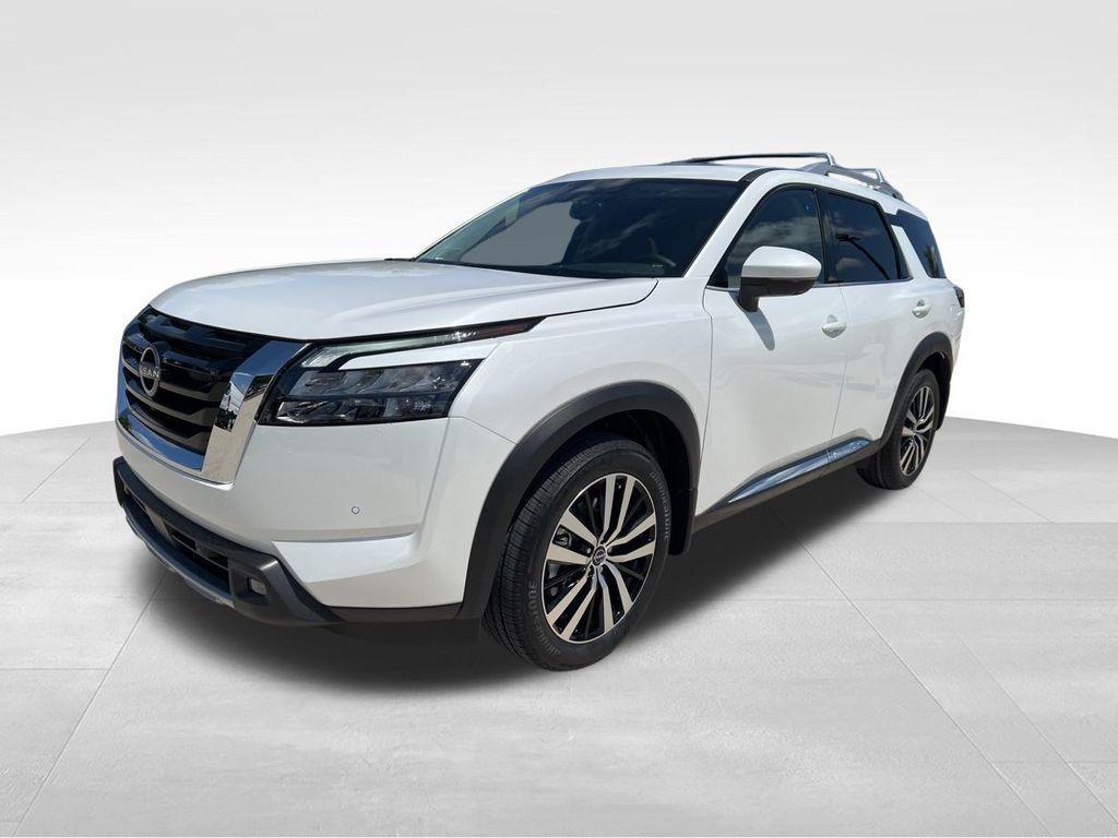 new 2025 Nissan Pathfinder car, priced at $51,488