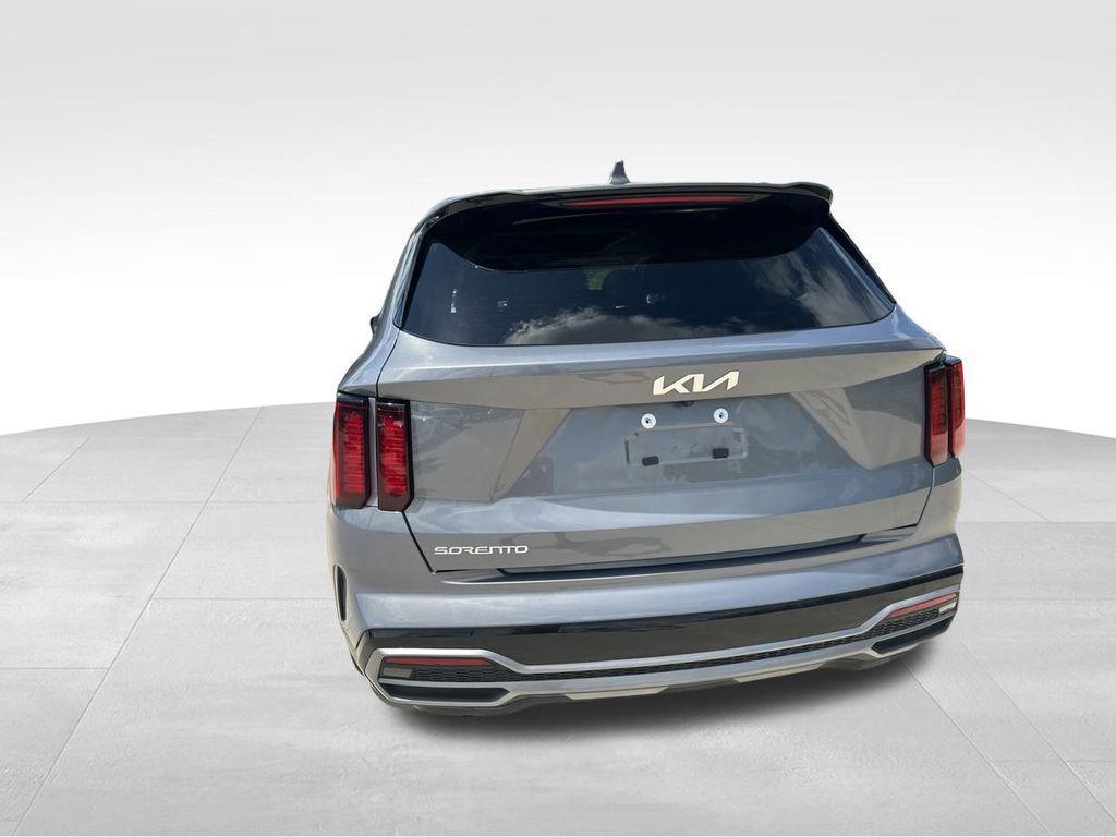 used 2023 Kia Sorento car, priced at $26,600