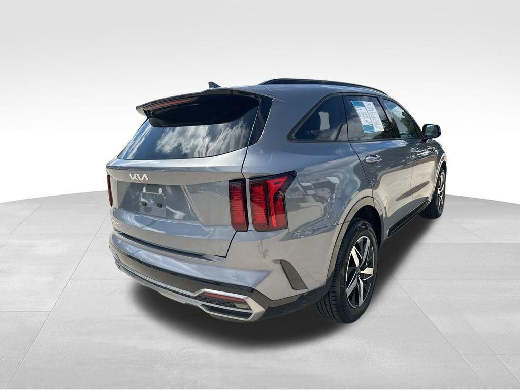 used 2023 Kia Sorento car, priced at $26,600
