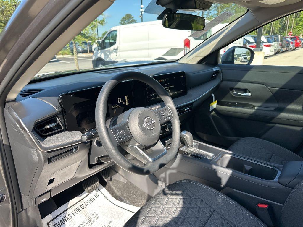 new 2025 Nissan Kicks car, priced at $26,455