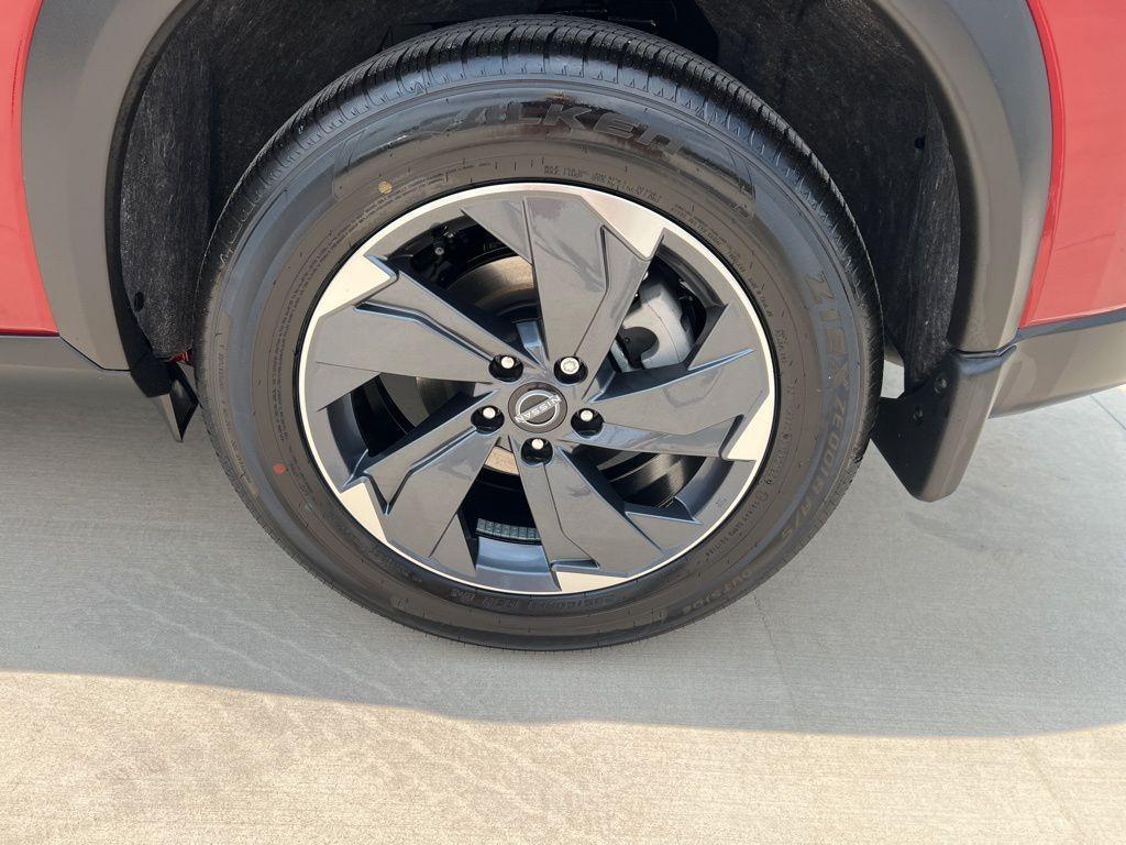 new 2025 Nissan Rogue car, priced at $32,886