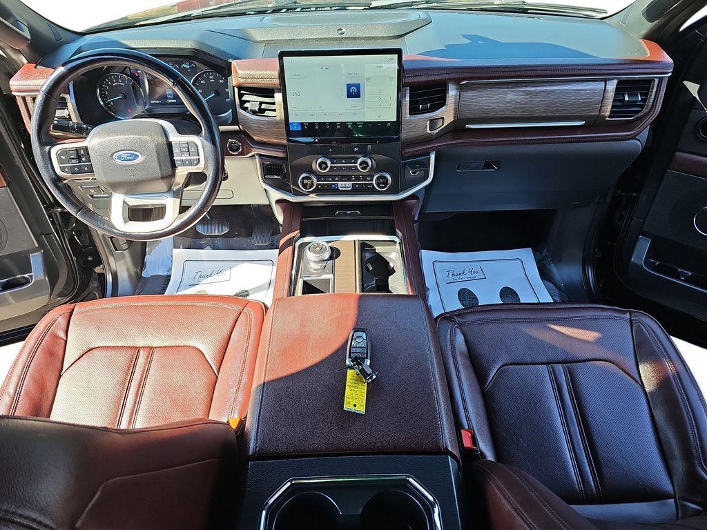 used 2023 Ford Expedition car, priced at $41,500