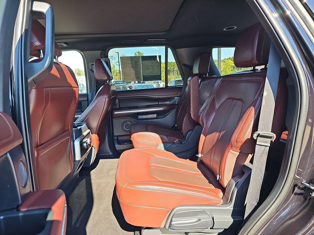 used 2023 Ford Expedition car, priced at $41,500