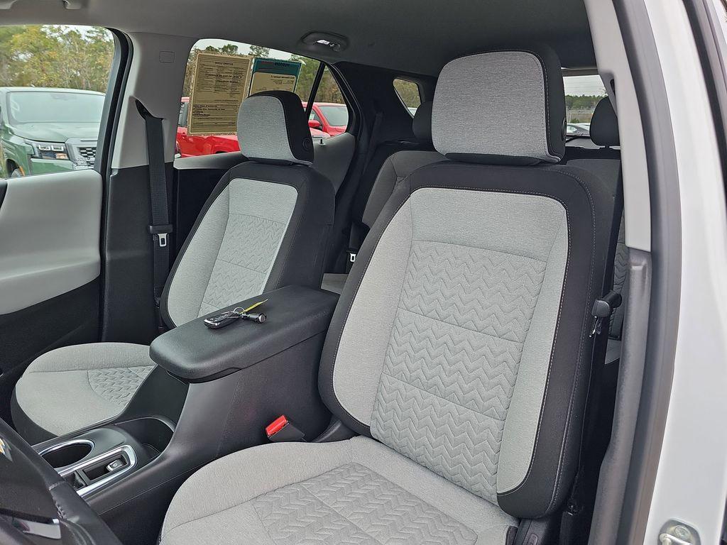 used 2022 Chevrolet Equinox car, priced at $21,600