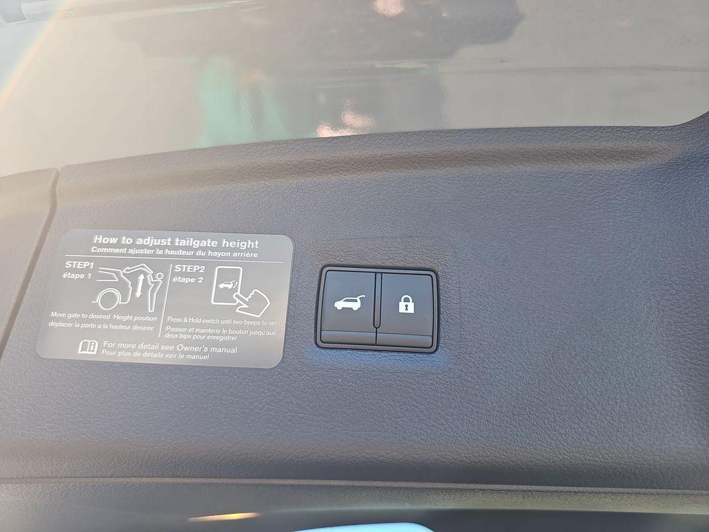 used 2025 INFINITI QX55 car, priced at $40,900