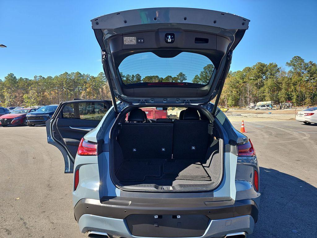 used 2025 INFINITI QX55 car, priced at $40,900