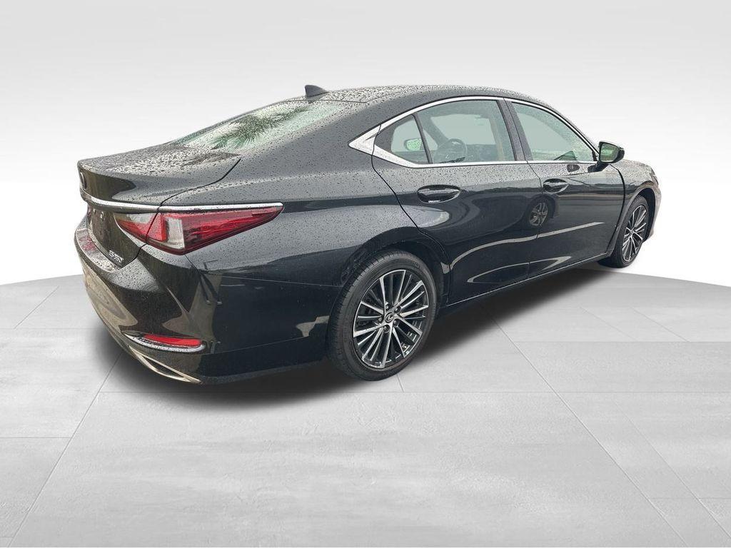 used 2022 Lexus ES 350 car, priced at $35,995