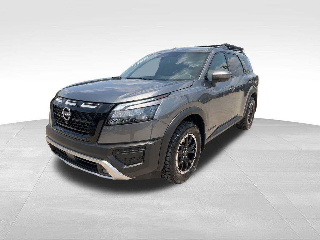 new 2025 Nissan Pathfinder car, priced at $43,967