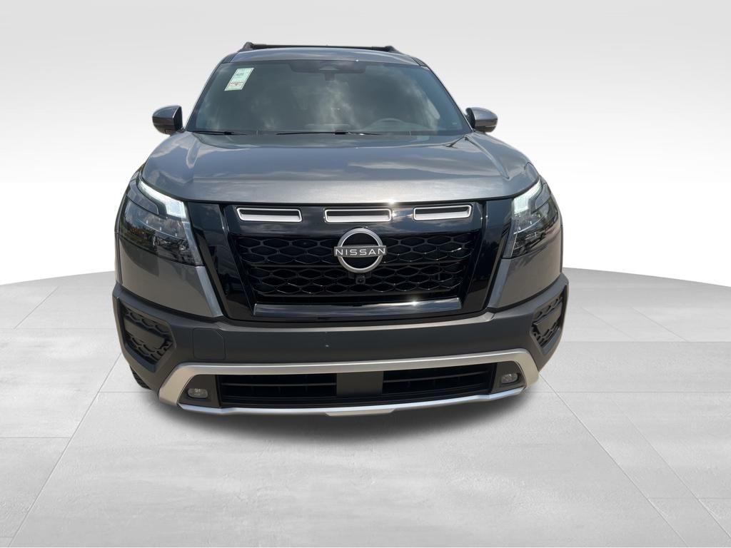 new 2025 Nissan Pathfinder car, priced at $43,967
