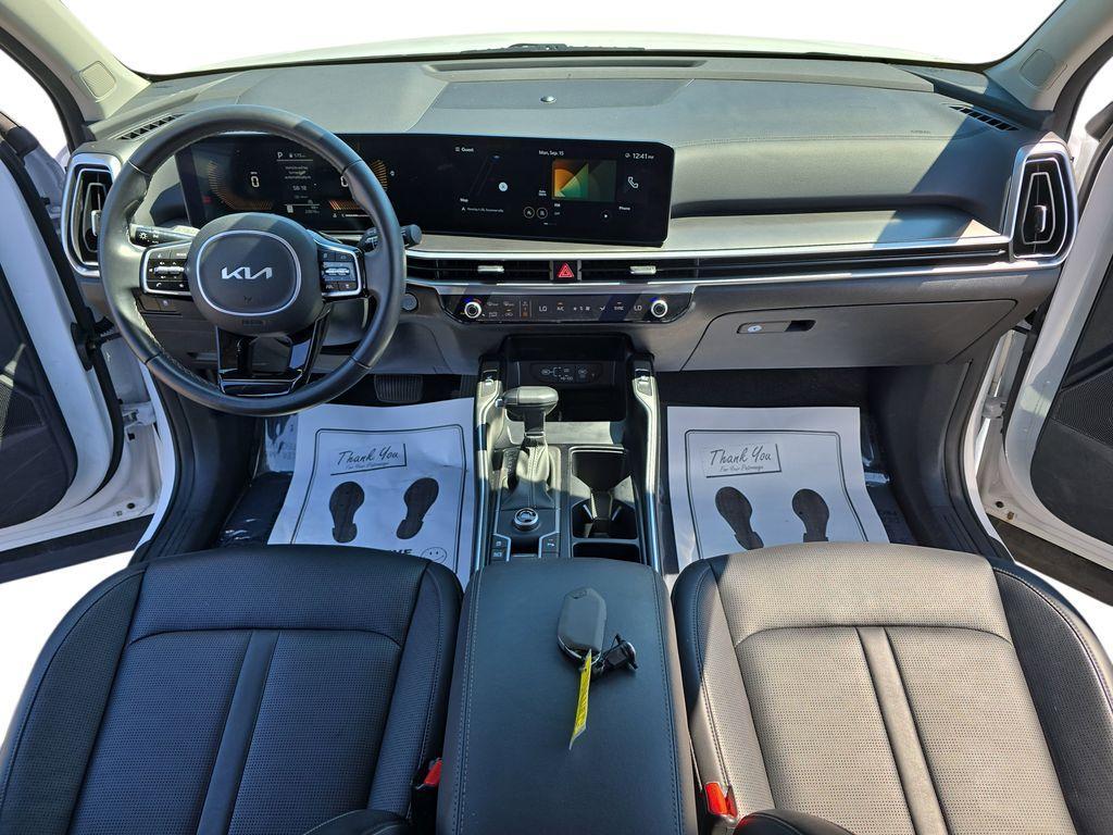 used 2024 Kia Sorento car, priced at $28,200