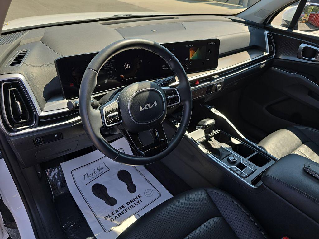 used 2024 Kia Sorento car, priced at $28,200