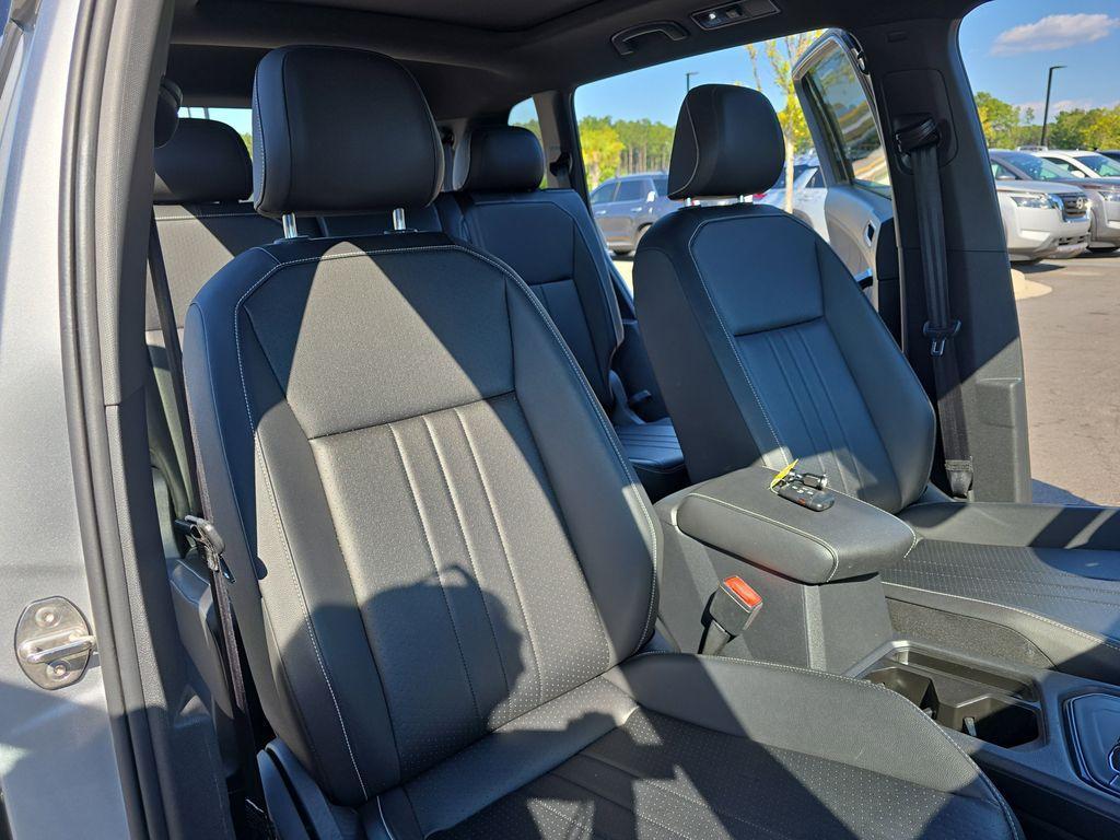 used 2023 Volkswagen Tiguan car, priced at $22,800