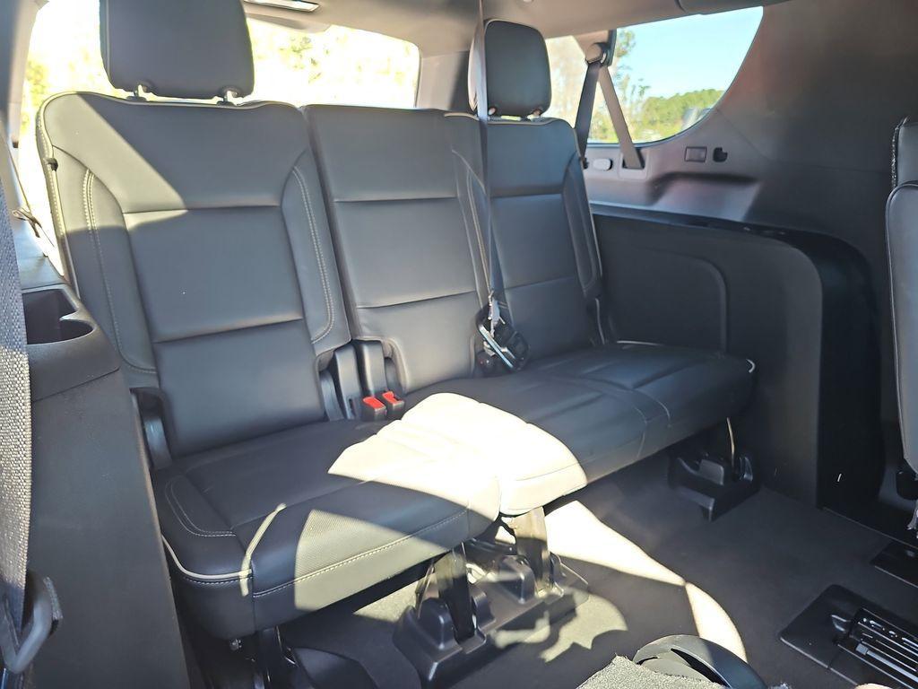used 2021 GMC Yukon XL car, priced at $46,600