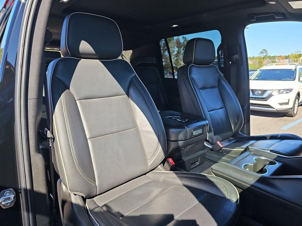 used 2021 GMC Yukon XL car, priced at $46,600