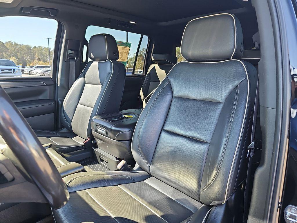 used 2021 GMC Yukon XL car, priced at $46,600