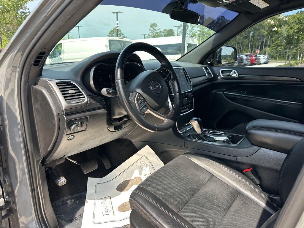used 2021 Jeep Grand Cherokee car, priced at $27,400