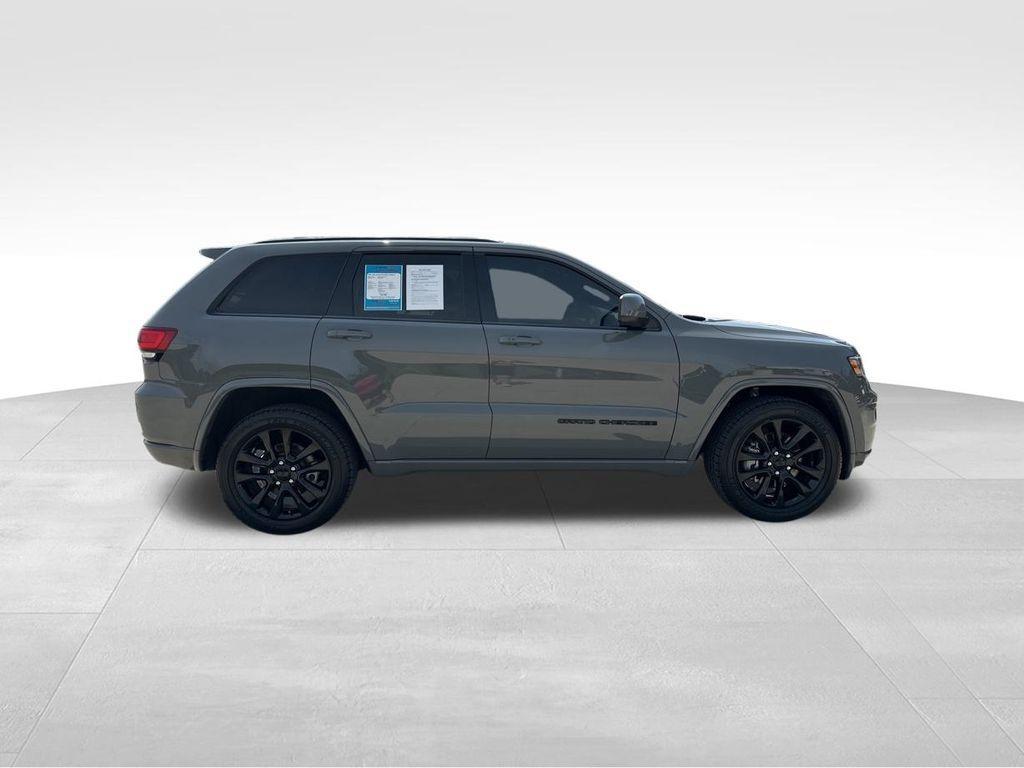 used 2021 Jeep Grand Cherokee car, priced at $27,400