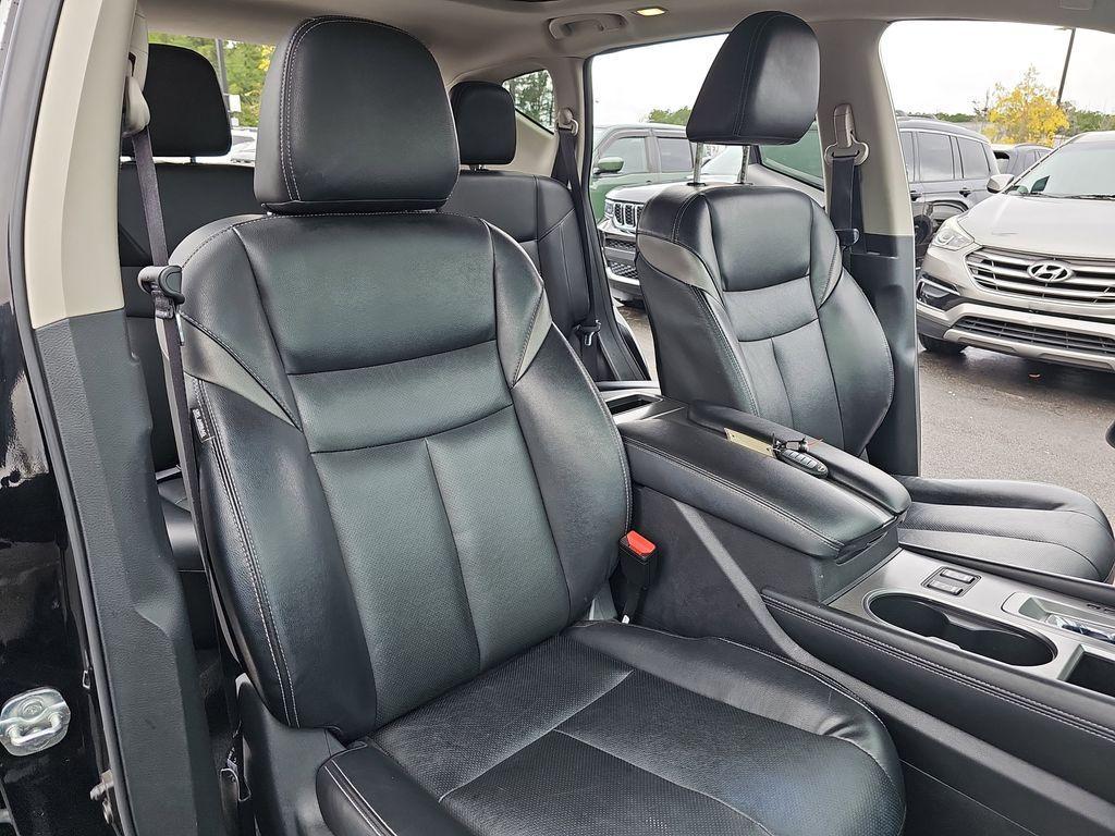 used 2023 Nissan Murano car, priced at $21,600