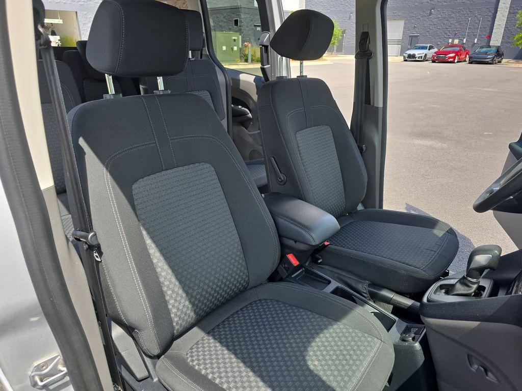 used 2023 Ford Transit Connect car, priced at $25,900