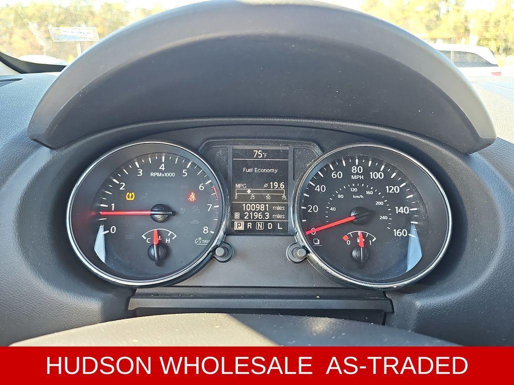 used 2015 Nissan Rogue Select car, priced at $3,900