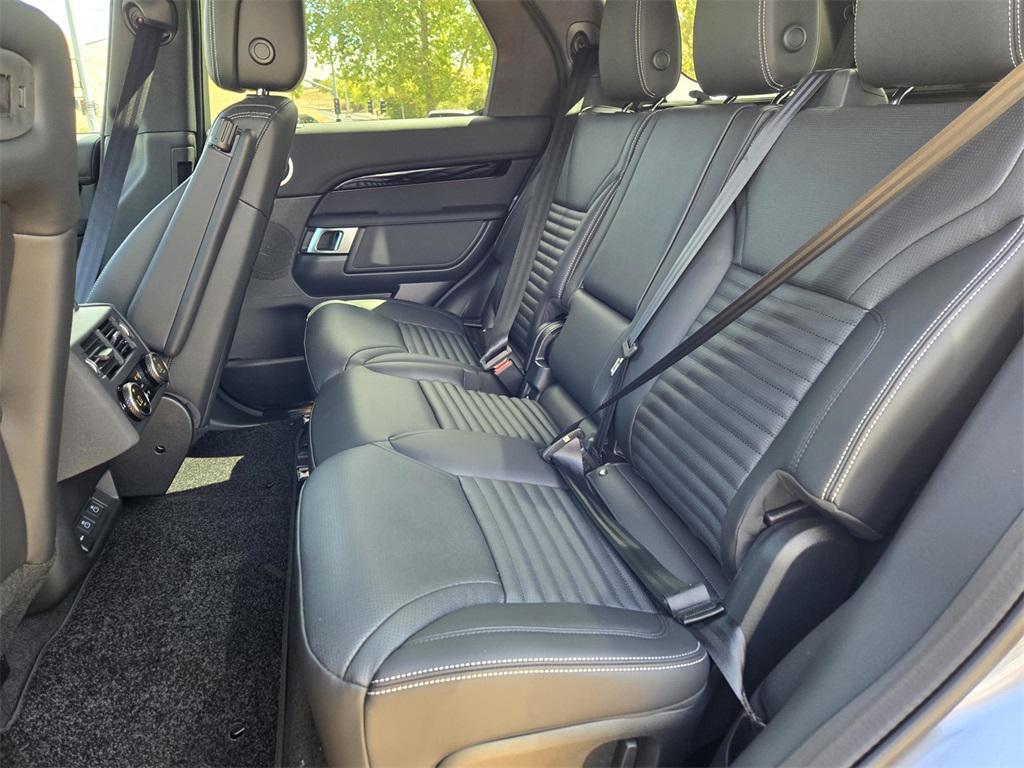 new 2025 Land Rover Discovery car, priced at $68,393