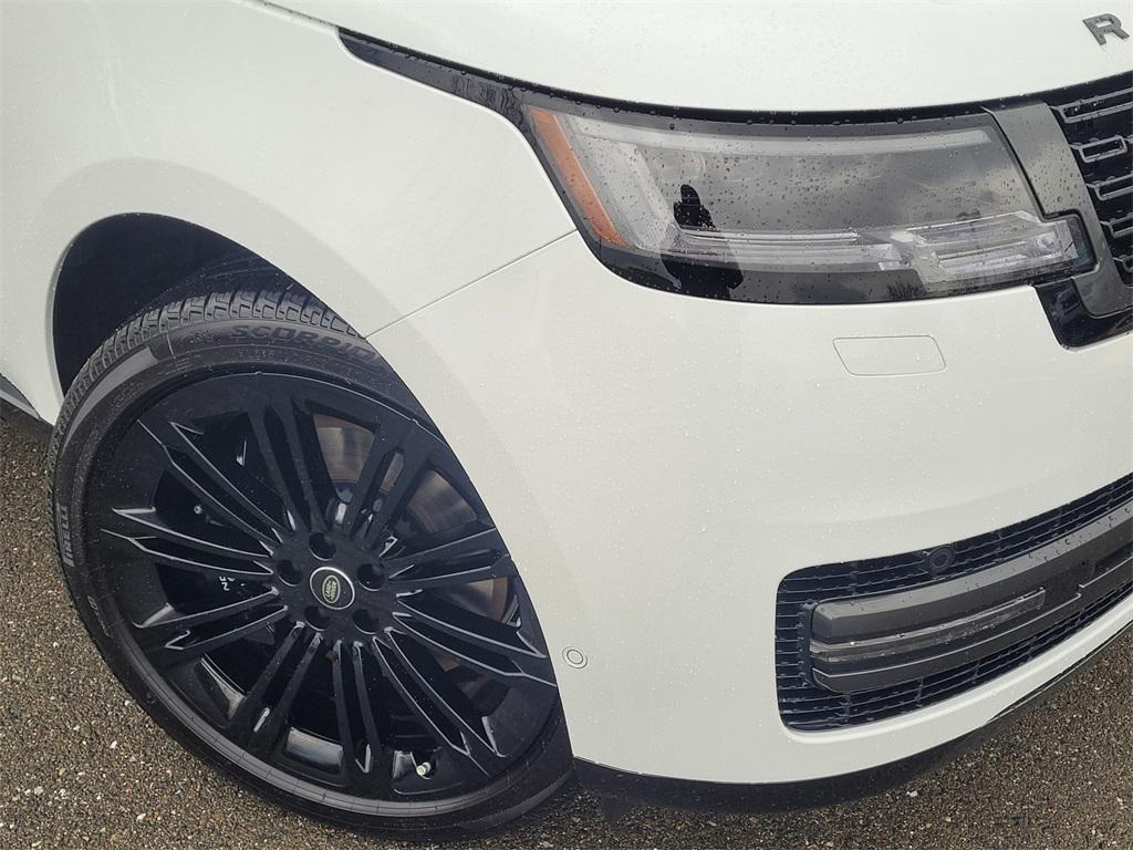 new 2025 Land Rover Range Rover car, priced at $146,430