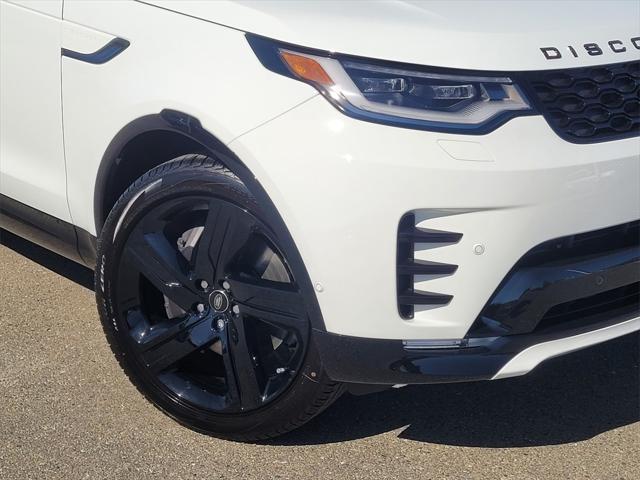 new 2025 Land Rover Discovery car, priced at $81,028