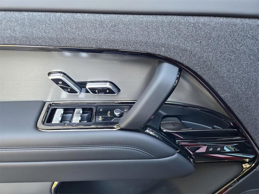 new 2025 Land Rover Range Rover Sport car, priced at $94,030