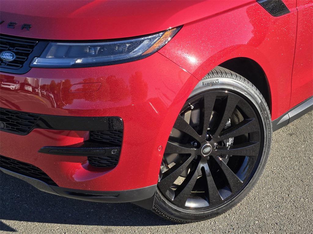 new 2025 Land Rover Range Rover Sport car, priced at $94,030