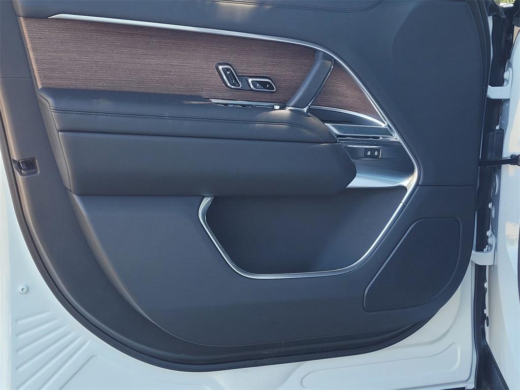 new 2025 Land Rover Range Rover car, priced at $131,435