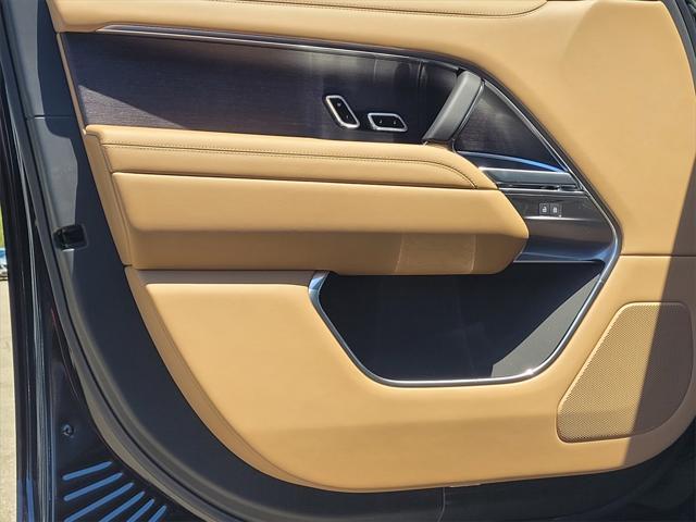 new 2025 Land Rover Range Rover car, priced at $121,160