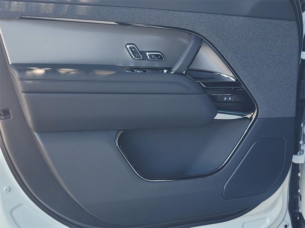 new 2025 Land Rover Range Rover Sport car, priced at $121,365