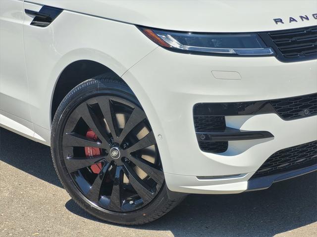 new 2025 Land Rover Range Rover Sport car, priced at $121,365