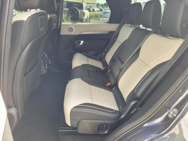 new 2024 Land Rover Discovery car, priced at $76,998