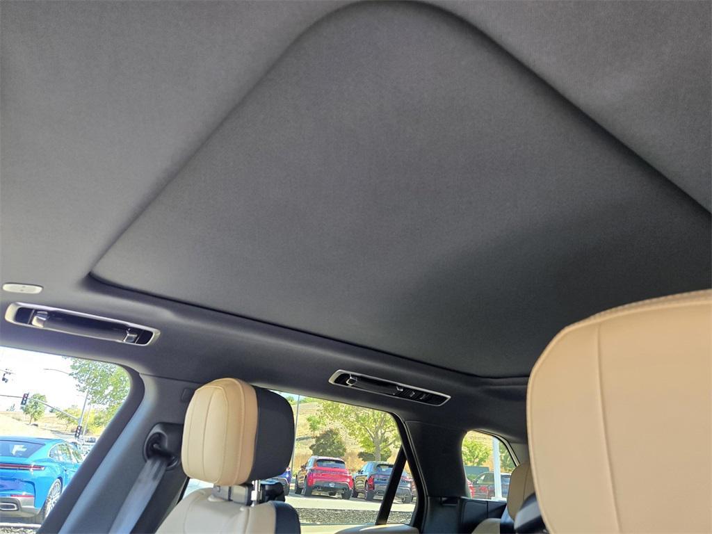new 2025 Land Rover Range Rover Sport car, priced at $109,785