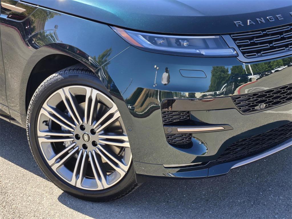 new 2025 Land Rover Range Rover Sport car, priced at $109,785