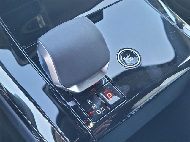 new 2025 Land Rover Range Rover Sport car, priced at $100,655