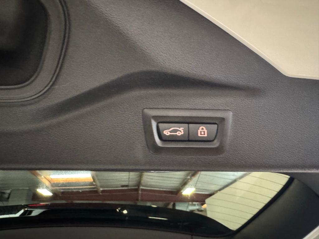 used 2022 BMW X7 car, priced at $48,588