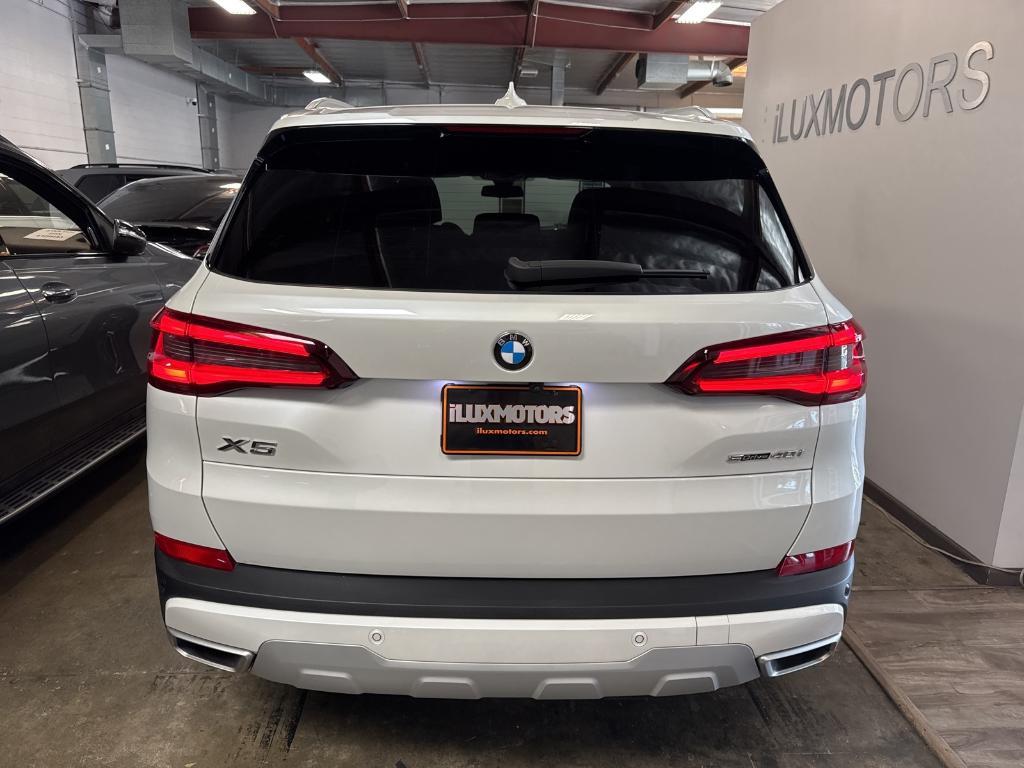 used 2022 BMW X5 car, priced at $40,444
